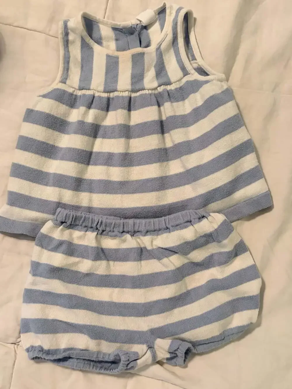 GAP baby piece